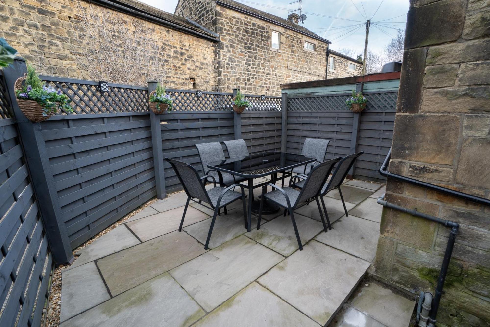 4 Bed End Terrace - Sleeps 7 Βίλα Ilkley Εξωτερικό φωτογραφία