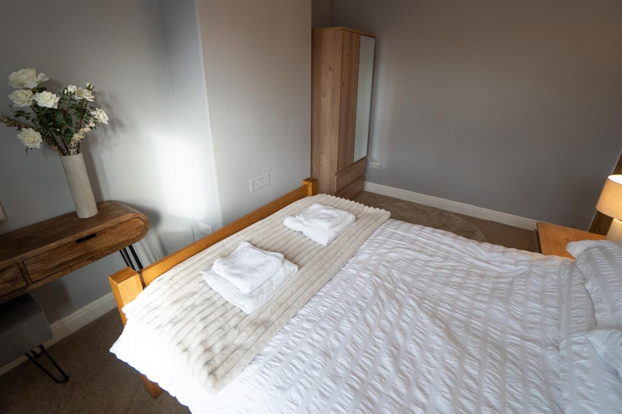4 Bed End Terrace - Sleeps 7 Βίλα Ilkley Εξωτερικό φωτογραφία