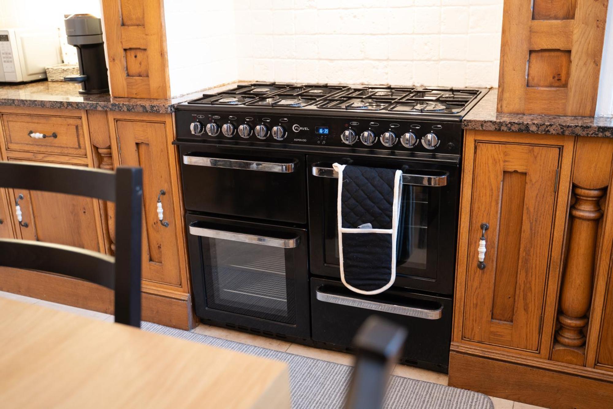 4 Bed End Terrace - Sleeps 7 Βίλα Ilkley Εξωτερικό φωτογραφία